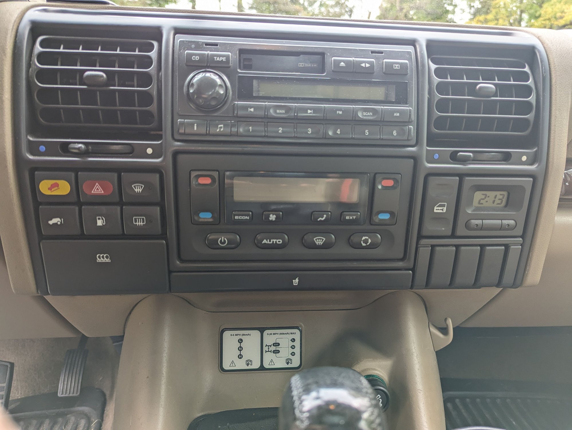 2000 Land Rover Discovery - 2000 Discovery 2, Kinversand Red, make offer - Used - VIN SALTY1242YA240841 - 191,000 Miles - 8 cyl - 4WD - Automatic - SUV - Orange - Lake Ariel, PA 18436, United States