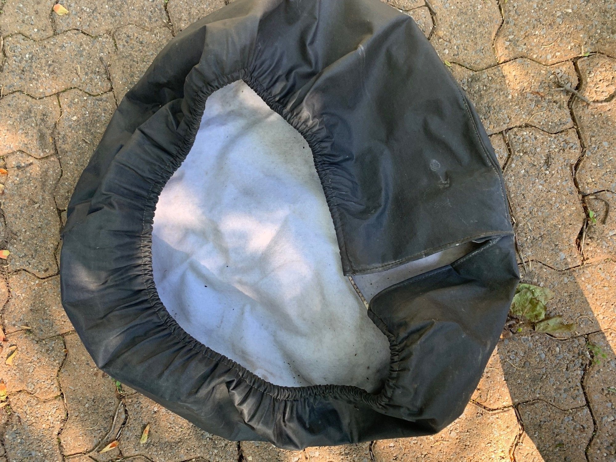 Miscellaneous - Land Rover New Orleans Spare Tire Cover - Used - 0  All Models - Chevy Chase, MD 20815, United States