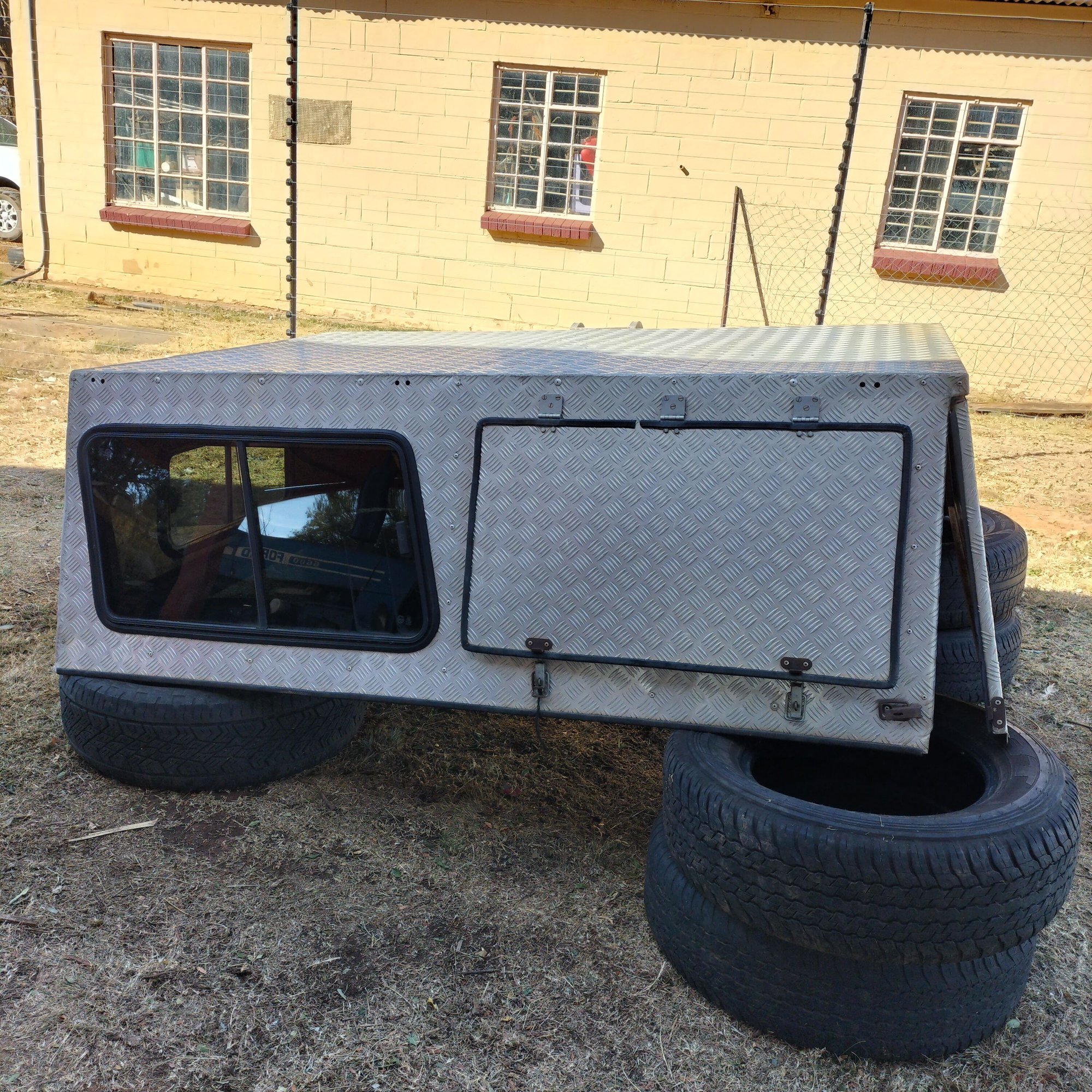 Miscellaneous - Steel canopy for sale - Used - 2015 to 2017 Land Rover Defender 110 - Wolmaransstad, South Africa