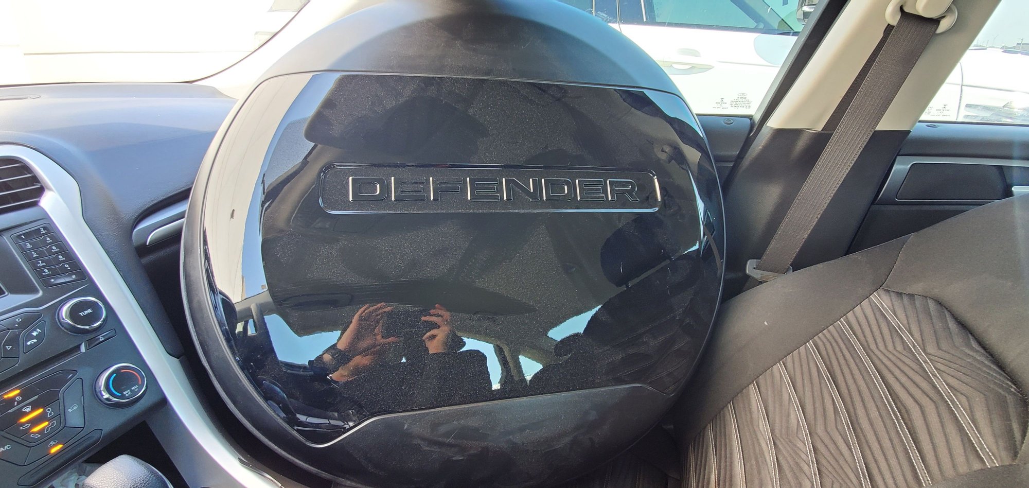Accessories - Defender Spare Tire Cover - Used - 2020 to 2021 Land Rover Discovery - Hurst, TX 76053, United States