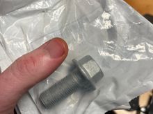 Big bolts for the front calipers. Single use throwaway due to the high torque on them. Not 100% sure I need them for my brakes but got them as I’m almost sure. 

