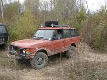 Out and about. Before I took the spare down and removed that rack, put the winch on and started working on it.
