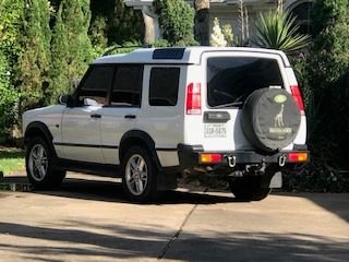 2002 Land Rover Discovery - Running Strong & Cool!!!! 2002 Discovery SE II Best Offer - Used - VIN SALTY12412A742781 - 248,774 Miles - 8 cyl - AWD - Automatic - SUV - White - Houston, TX 77496, United States