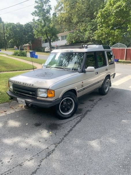 1998 Land Rover Discovery - 1998 Disco 1 NAV 300tdi manual - Used - VIN saljy1245wa777207 - 204,400 Miles - 4 cyl - 4WD - Manual - SUV - Gold - Silver Spring, MD 20901, United States