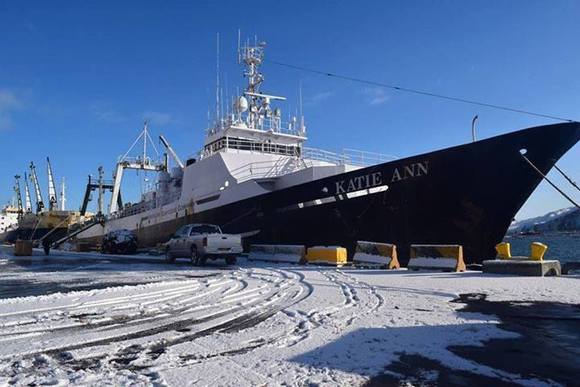 Late November 2015: Final offload finished and one more season for the books. Most of the crew left the island on a charter plane. I stayed behind, signed another contract with ASC to work "Shipyard" with a very small dedicated crew of engineers. Was a pleasure working and learning from them.