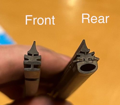 Rear wiper rubber serves as it’s own washer jet. 
