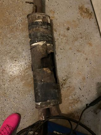 My old muffler, which clearly needed to be replaced😑😳🤦‍♀️