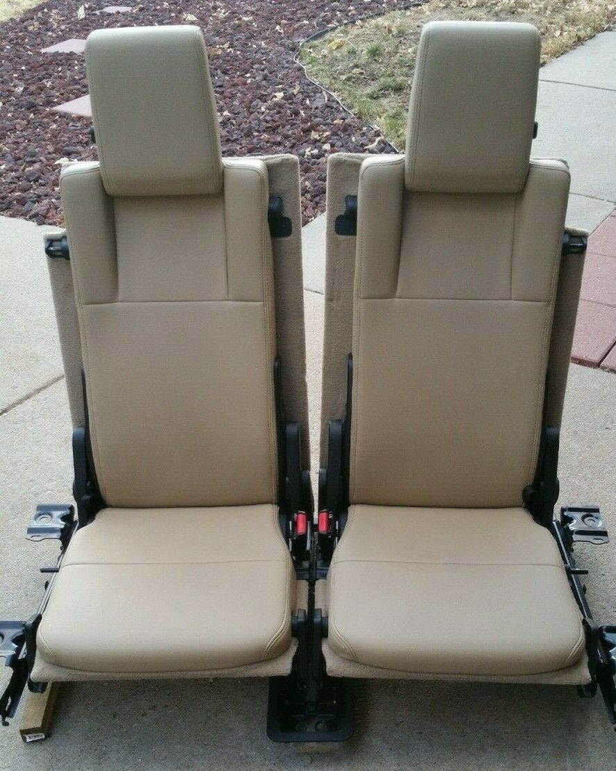 Interior/Upholstery - 2005-2009 land rover lr3 2nd + 3rd row seats - Used - 2005 to 2009 Land Rover LR3 - Yonkers, NY 10705, United States