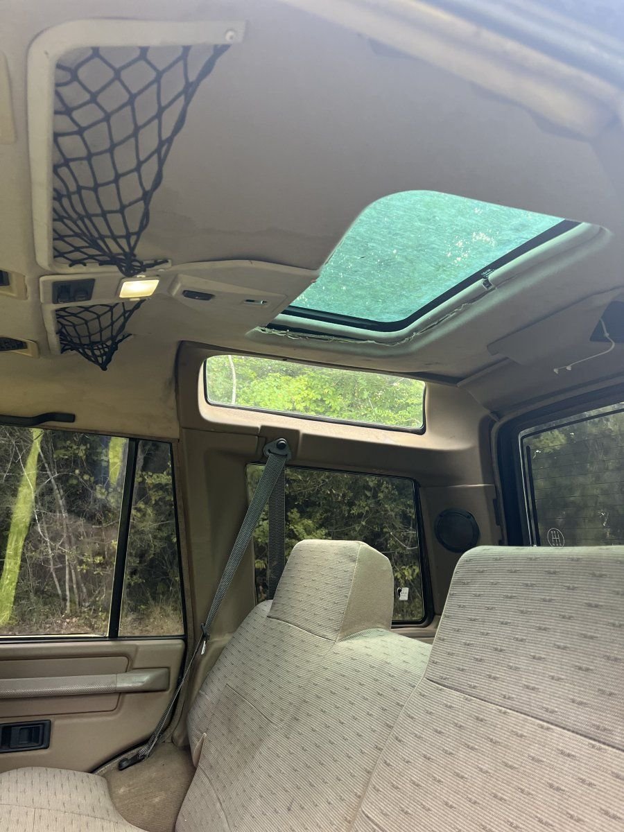 1996 Land Rover Discovery - 1996 5-speed 4.6 D1 SE7 - Used - VIN SALJY1288TA195889 - 142,999 Miles - 8 cyl - 4WD - Manual - Conroe, TX 77384, United States