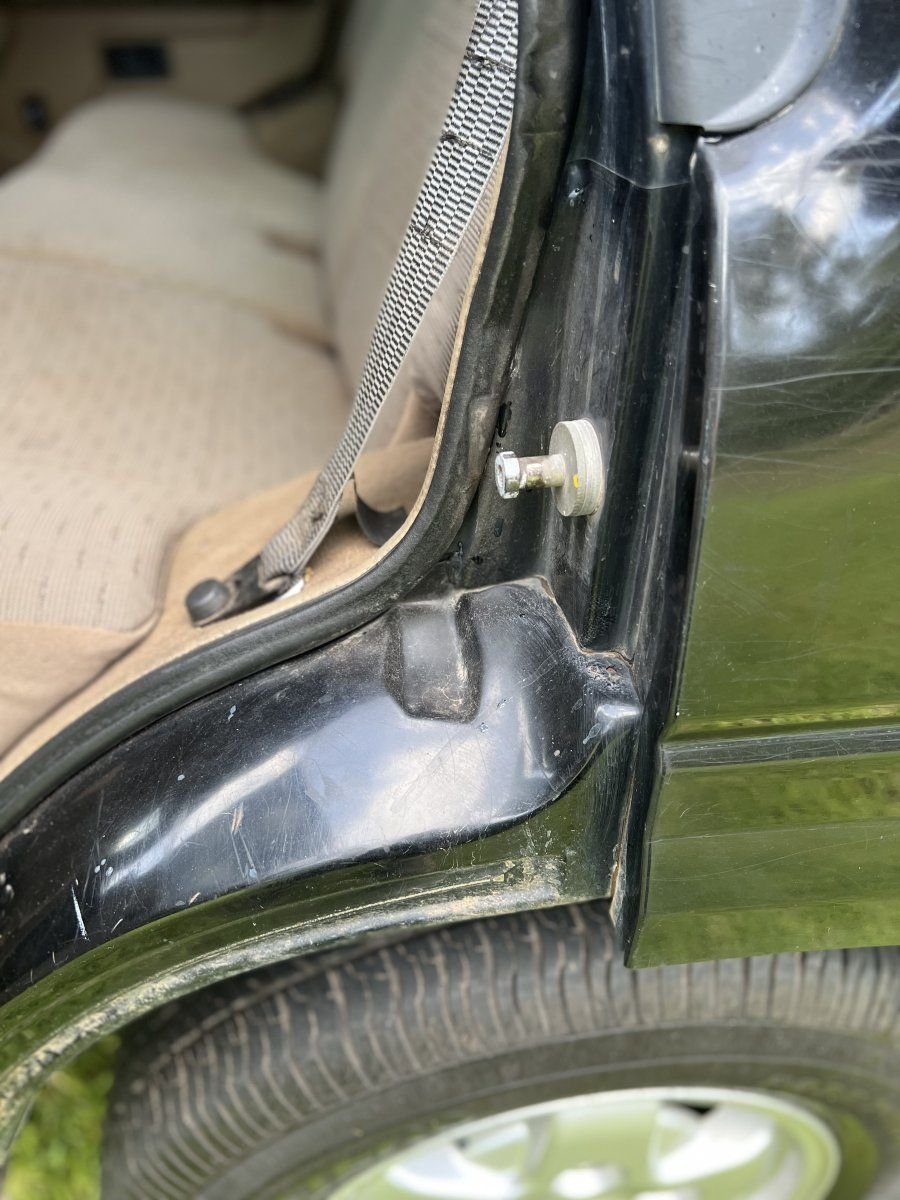 1996 Land Rover Discovery - 1996 5-speed 4.6 D1 SE7 - Used - VIN SALJY1288TA195889 - 142,999 Miles - 8 cyl - 4WD - Manual - Conroe, TX 77384, United States