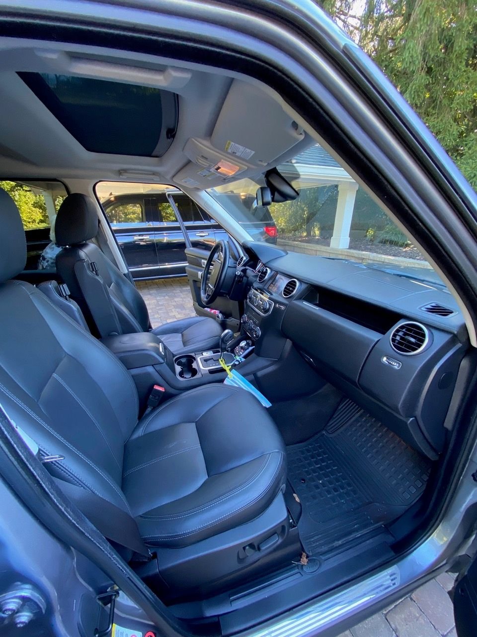 2013 Land Rover LR4 - Best Choice - Used - VIN SALAK2D40DA656845 - 70,141 Miles - 8 cyl - 4WD - Automatic - SUV - Gray - Tucson, AZ 85750, United States