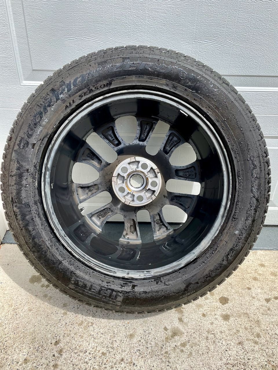 Wheels and Tires/Axles - OEM Land Rover Defender 20" 5095 Wheel Set w Brand New Pirelli Scorpion Tires - Used - 2020 to 2024 Land Rover Defender - Atlanta, GA 30350, United States