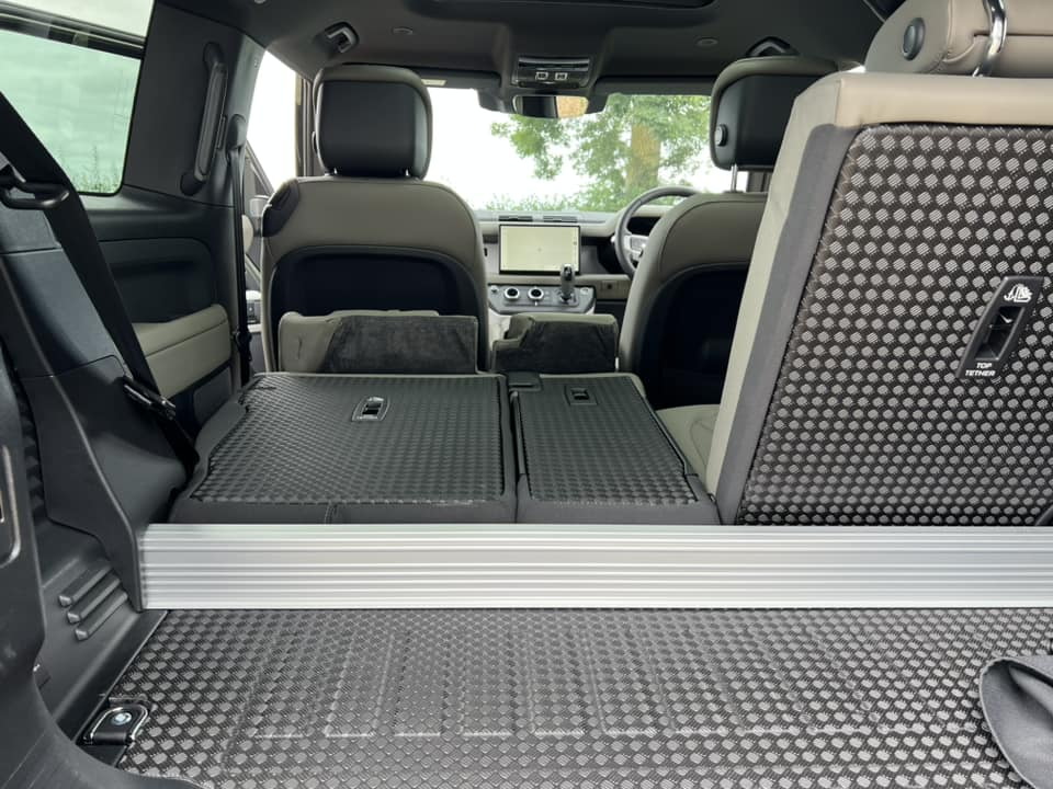 Extended Slide Seat Risers - Defender 90/110 - For One Seat