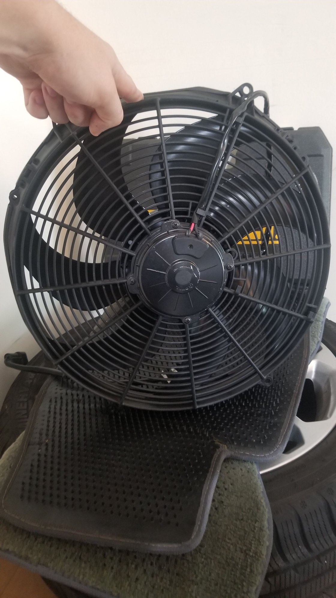 Spal 16 inch high output fan with gasket and plug and play for ls1