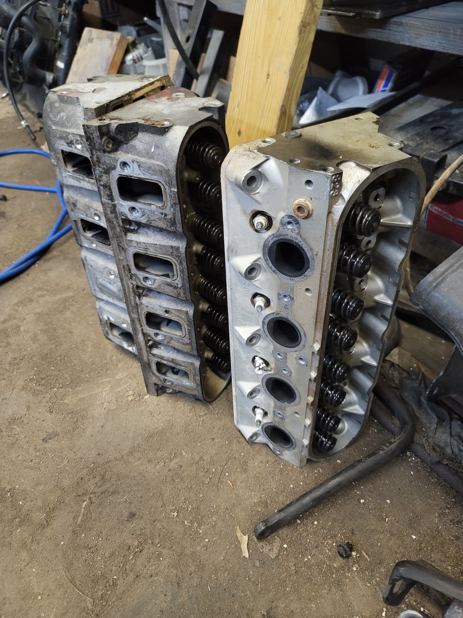 Engine - Internals - 823 heads, LY6 intakes, coil packs, fbody oil pans - Used - 0  All Models - Houston, TX 77086, United States