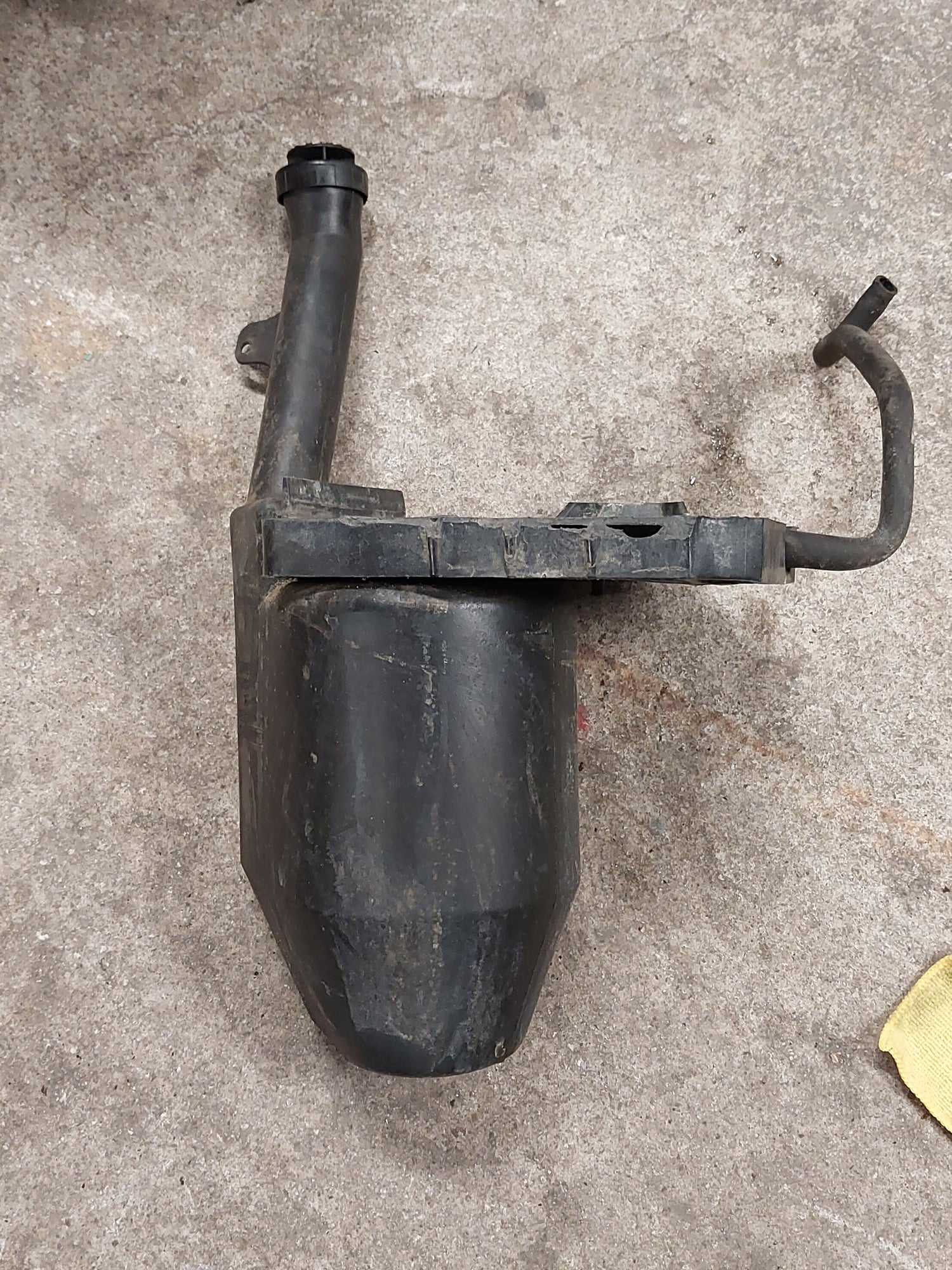 Miscellaneous - 2000 firebird oem radiator overflow canister - Used - All Years  All Models - Cherryfield, ME 04622, United States