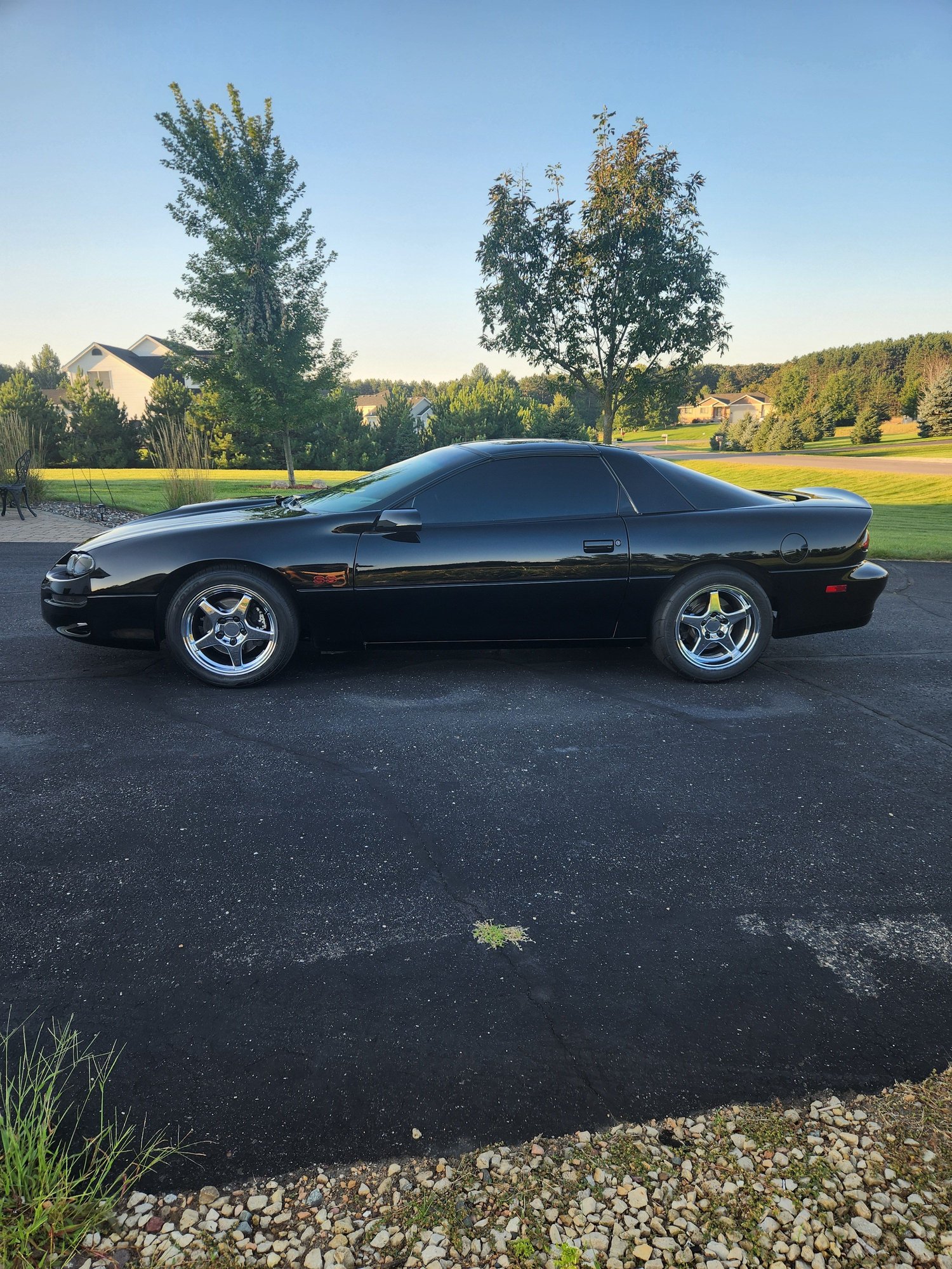 2001 Chevrolet Camaro - 2001 Camaro SS M6 Low Miles 34,600 - Used - VIN 2G1FP22GX12104290 - 34,600 Miles - 8 cyl - 2WD - Manual - Coupe - Black - Big Lake, MN 55309, United States