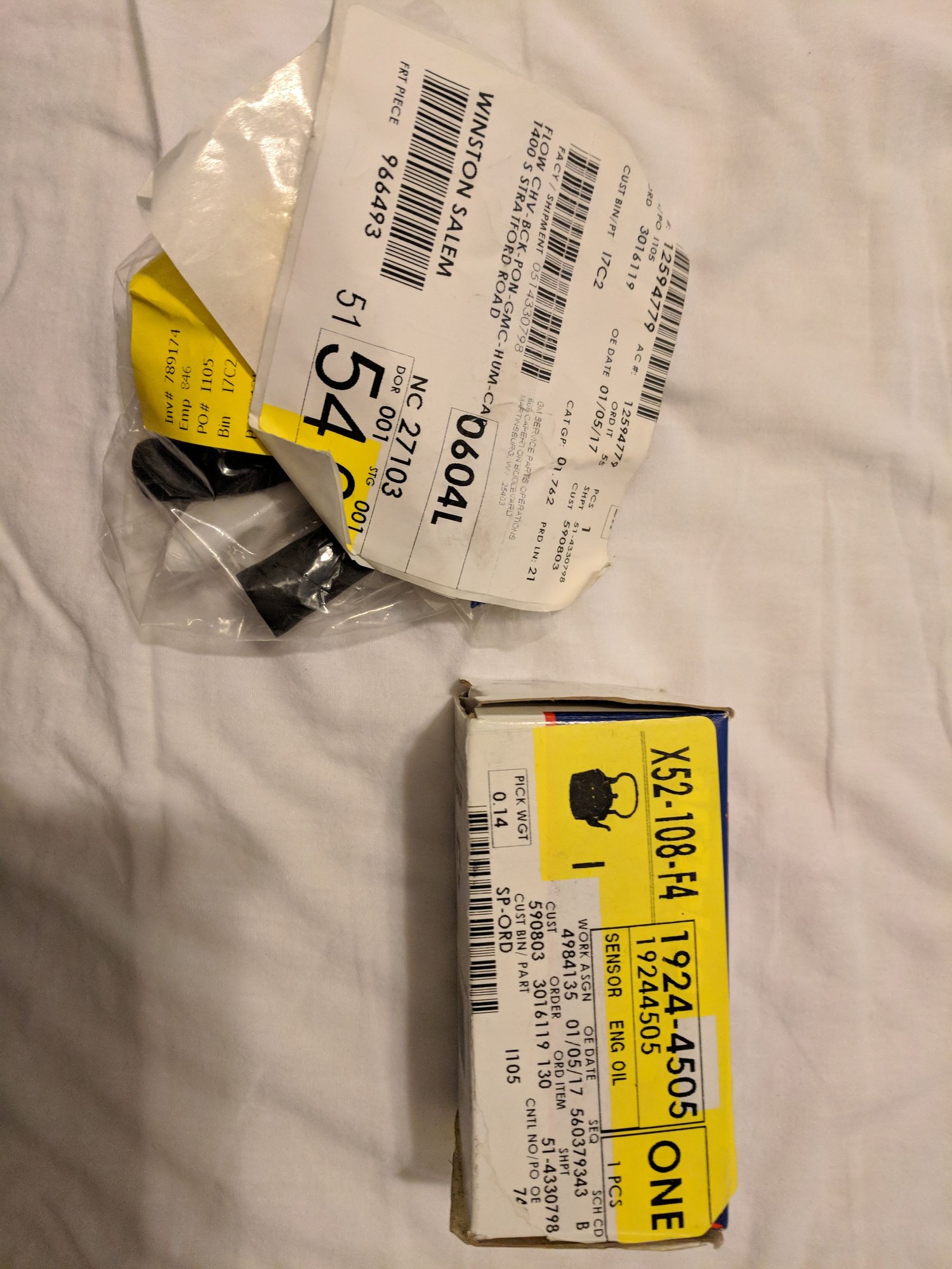 - FS-LS6 Valley Cover, LS1 Knock sensors + harness, LS1 Fuel Rail, Oil Pressure Sensor - Sacramento, CA 95835, United States