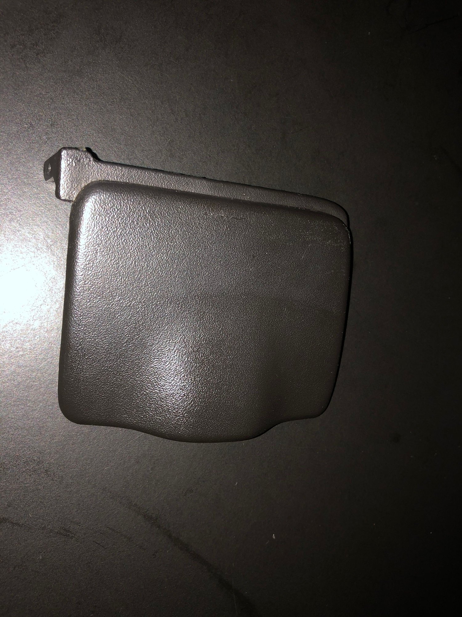  - A4 console shift plate 00-02 Ebony, modified for B&M ratchet shifter - Mason, Ohio Usa, OH 45040, United States