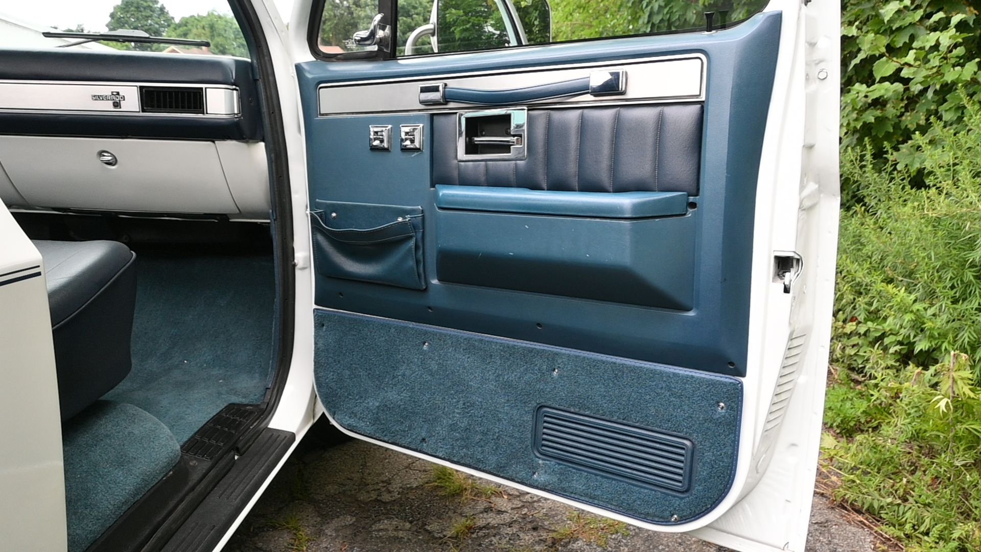 1988 Chevrolet C15 - Nice Original 1986 Chevrolet Truck - Used - VIN 1GCDC14H0GF397103 - 102,000 Miles - 8 cyl - 2WD - Automatic - Truck - White - Rochester, NY 14609, United States