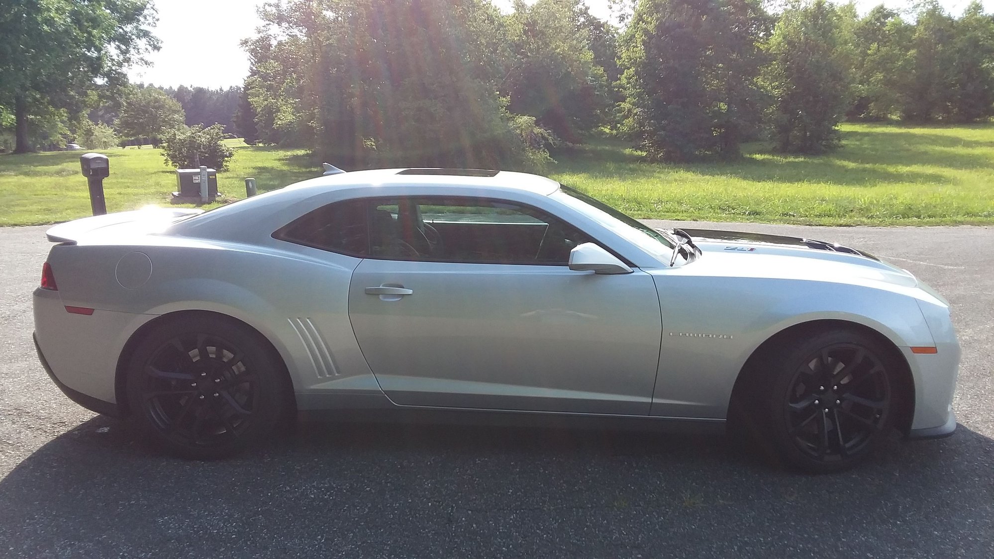 2014 Chevrolet Camaro - 2014 ZL1 Camaro 6sp w/recaros - Used - VIN 2G1FZ1EP5E9800228 - 19,138 Miles - 8 cyl - 2WD - Manual - Coupe - Silver - Statesville, NC 28625, United States