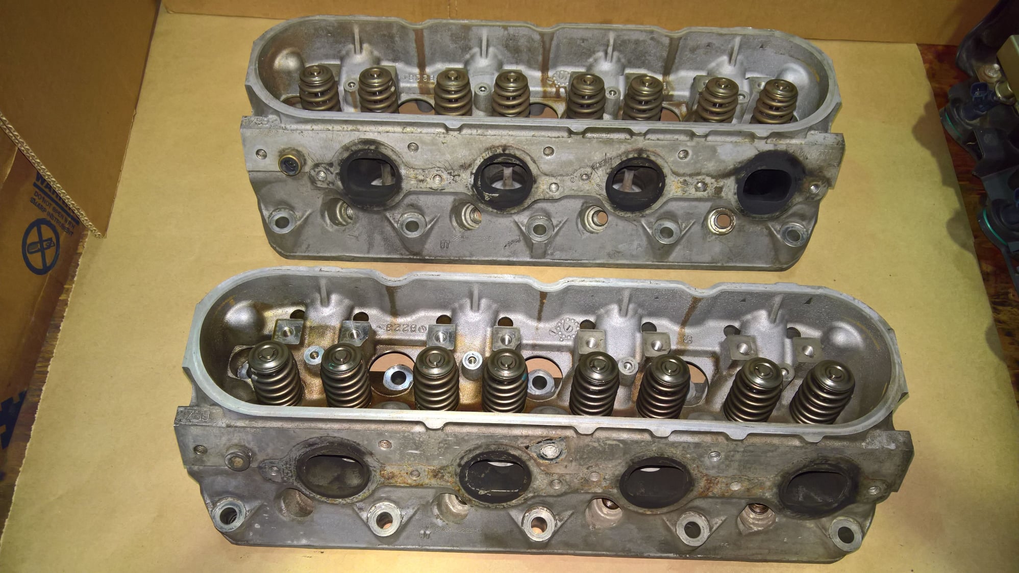 Engine - Internals - 799 heads / 5.3l pistons / rockers / intake - Used - Westland, MI 48185, United States
