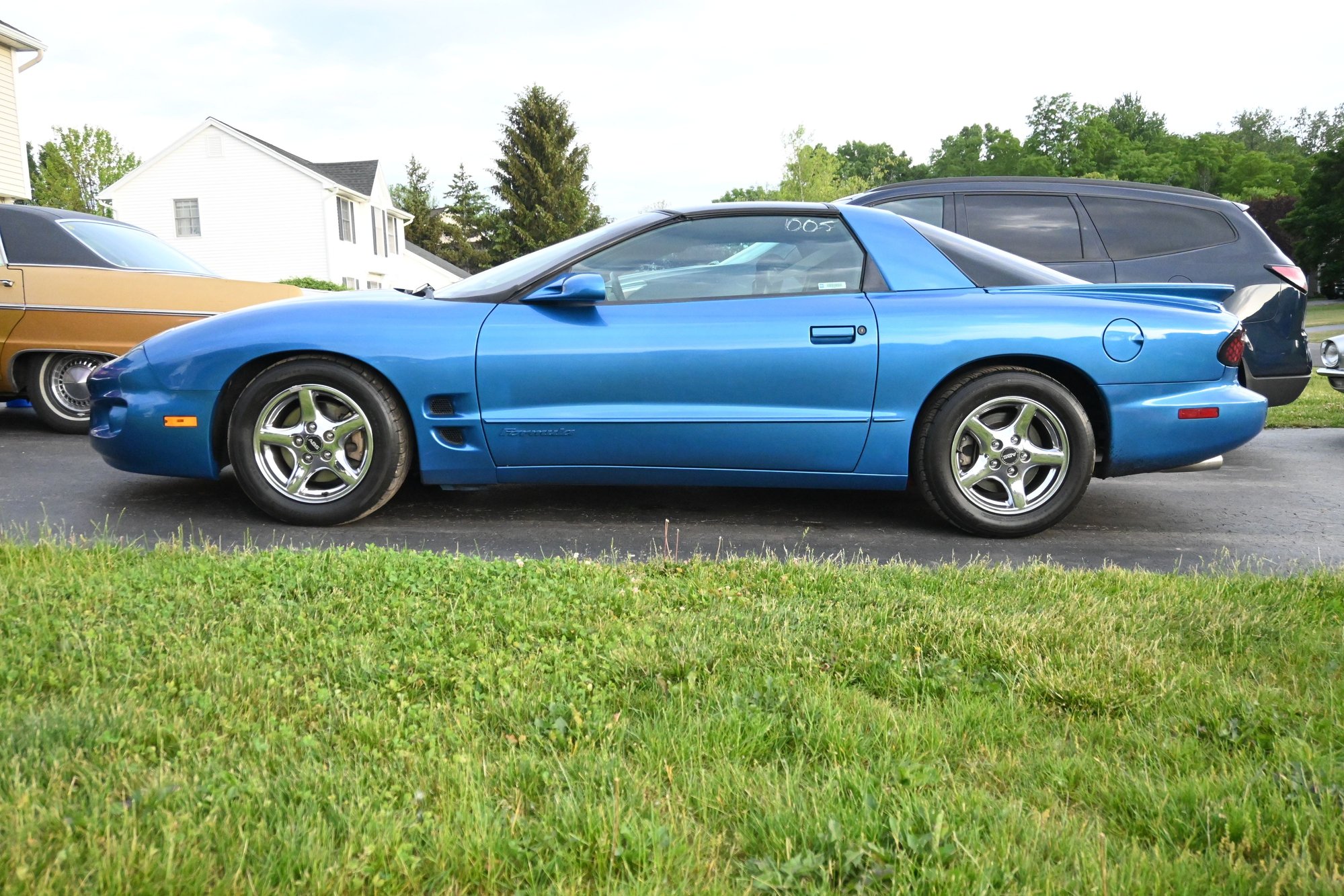 1999 Pontiac Firebird - 1999 Pontiac Firebird Formula LS1 Auto 3.73 and suspension upgrades - Used - VIN 2g2fv22g1x2212985 - 187,800 Miles - 8 cyl - 2WD - Automatic - Coupe - Blue - Webster, NY 14580, United States