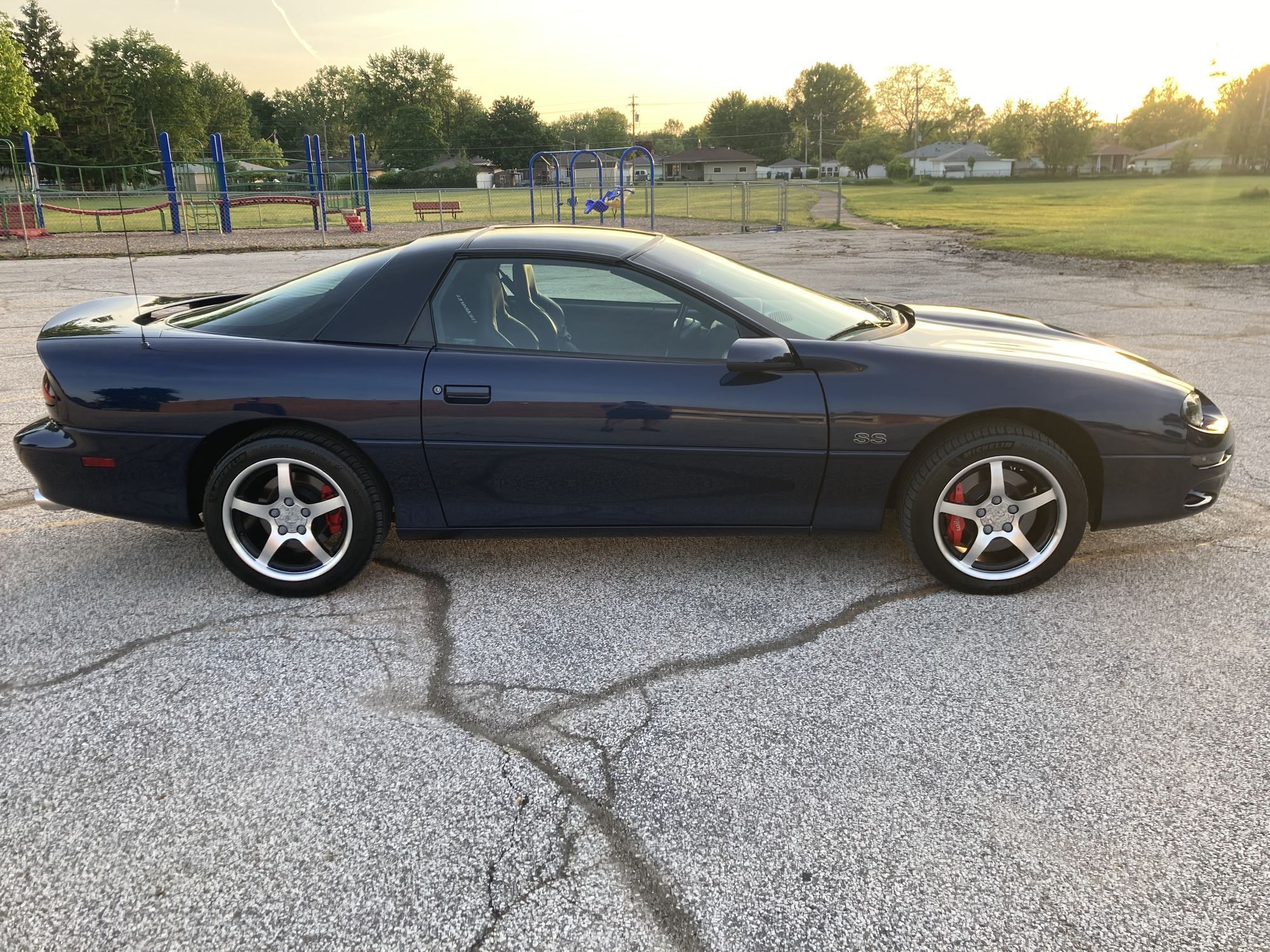 2001 Chevrolet Camaro - 2001 Camaro SS 70k miles A4 T-Top - Used - VIN G21FP22G312101702 - 70,000 Miles - 8 cyl - 2WD - Automatic - Coupe - Blue - Cleveland, OH 44130, United States