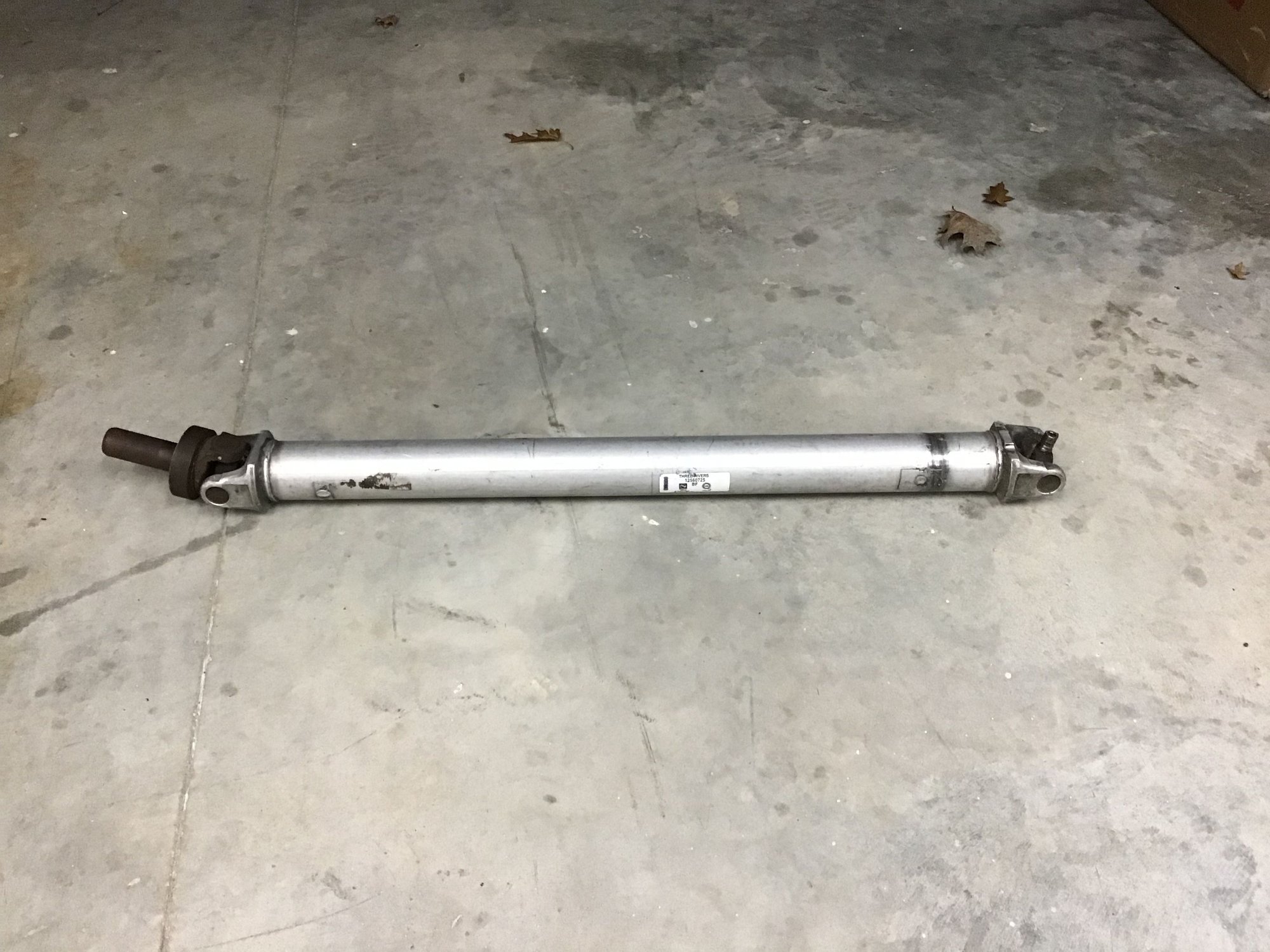 Drivetrain - Driveshaft from 02 camaro for sale Mi. - Used - 1998 to 2002 Chevrolet Camaro - Fenton, MI 48430, United States