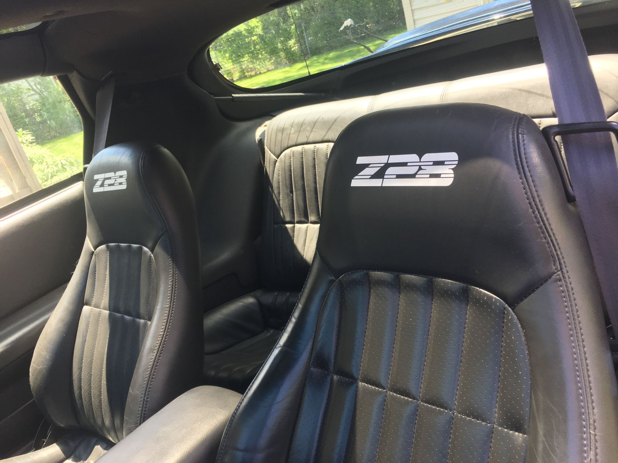 2000 Chevrolet Camaro - 2000 Camaro z28 6-speed - Used - VIN 2g1fp22g3y2177219 - 8 cyl - 2WD - Manual - Coupe - Blue - Lincolnshire, IL 60069, United States
