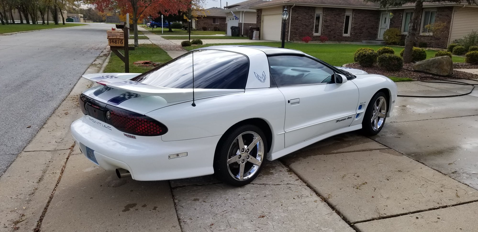2002 Pontiac Firebird - 2002 WS6 Supercharged - Used - VIN 2G2FV22G422117314 - 69,000 Miles - 8 cyl - 2WD - Automatic - Coupe - White - Oak Forest, IL 60452, United States