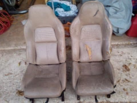 Interior/Upholstery - c4 corvette seats 95-96 - Used - 1995 to 1996 Chevrolet Corvette - 1984 to 1996 Chevrolet Corvette - 0  All Models - San Antonio, TX 78223, United States
