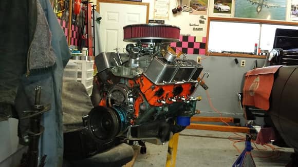 Even after a good scrub and bath the  engine was looking pretty sad.  Especially because I last rebuilt it in the bay and never painted the rest of the block orange!