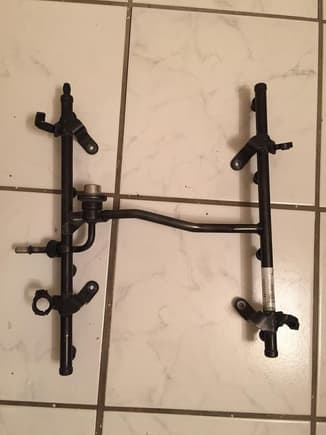 LS1 FUEL RAILS $50 EXCELLENT CONDITION. HAVING TO UPGRADE MY ENTIRE FUEL SYSTEM SO SELLING THESE.