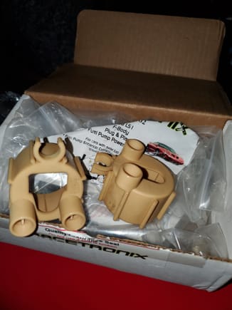 And these are definetly not going to fit either on the 450. Held on to these back when i chsanged out the original, but alas, they wont work without heavy modification. i guess the curse of the 98 not having a bucket i suppose. so holdong off on the 450 for now. 