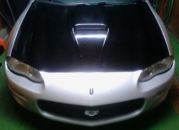 Aftermarket Camaro SS Hood $500 Local Pickup Only.