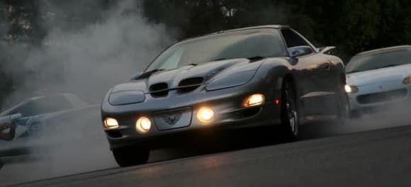 Fbody Gathering 06'. Doing a burnout in front of GMMG