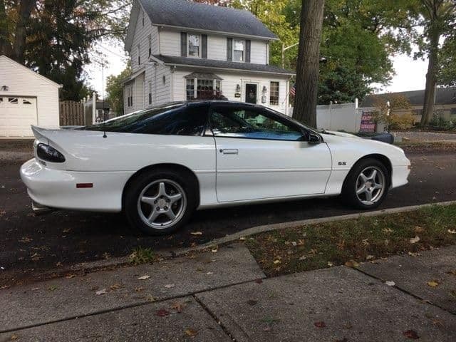 1999 Chevrolet Camaro - 1999 Camaro SS 6 speed t tops. - Used - VIN 2G1FP22G2X2131363 - 8 cyl - 2WD - Manual - Coupe - White - Rochelle Park, NJ 07662, United States