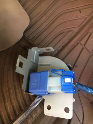 Connector from the Infiniti, missing the second spot for the relay 