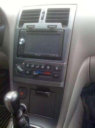Pioneer Avic-F700BT with the GLE navigation bezel