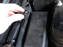 Found a lose wire in my 2002. I can’t find where it attaches to. Anyone have an idea of where it connects?