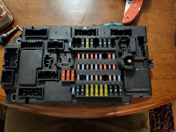 Take a photo of all your fuses. 