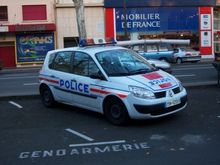 When I went to France for the first time and saw this, I started laughing my ass off. The cop came over and asked what was so funny, I simply replied, " What do do you do over here with that ? Chase down people on the bike path..?
He was not pleased...