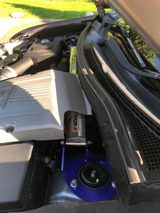 Side view from LH nearside.