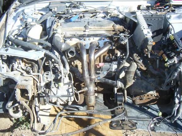 added a nice meagen raceing header