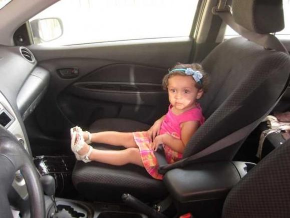 She loves dream to sit in front!!!