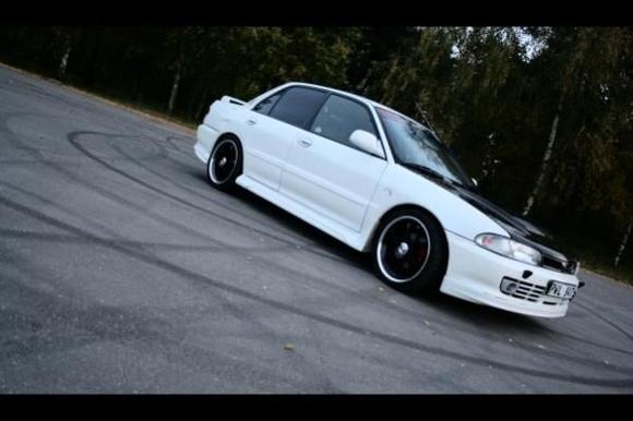 http://www.garaget.org/?car=217358