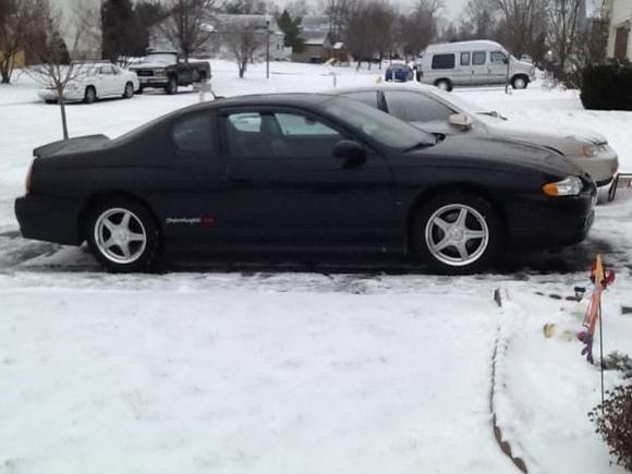 2005 Monte Carlo ss supercharged fully loaded just love driving this car,love the heated seats :) like the progressive glass and of corse the performance :) :) :)..!!!!!!
