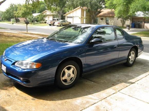All nice and clean! Even the driveway is still wet..