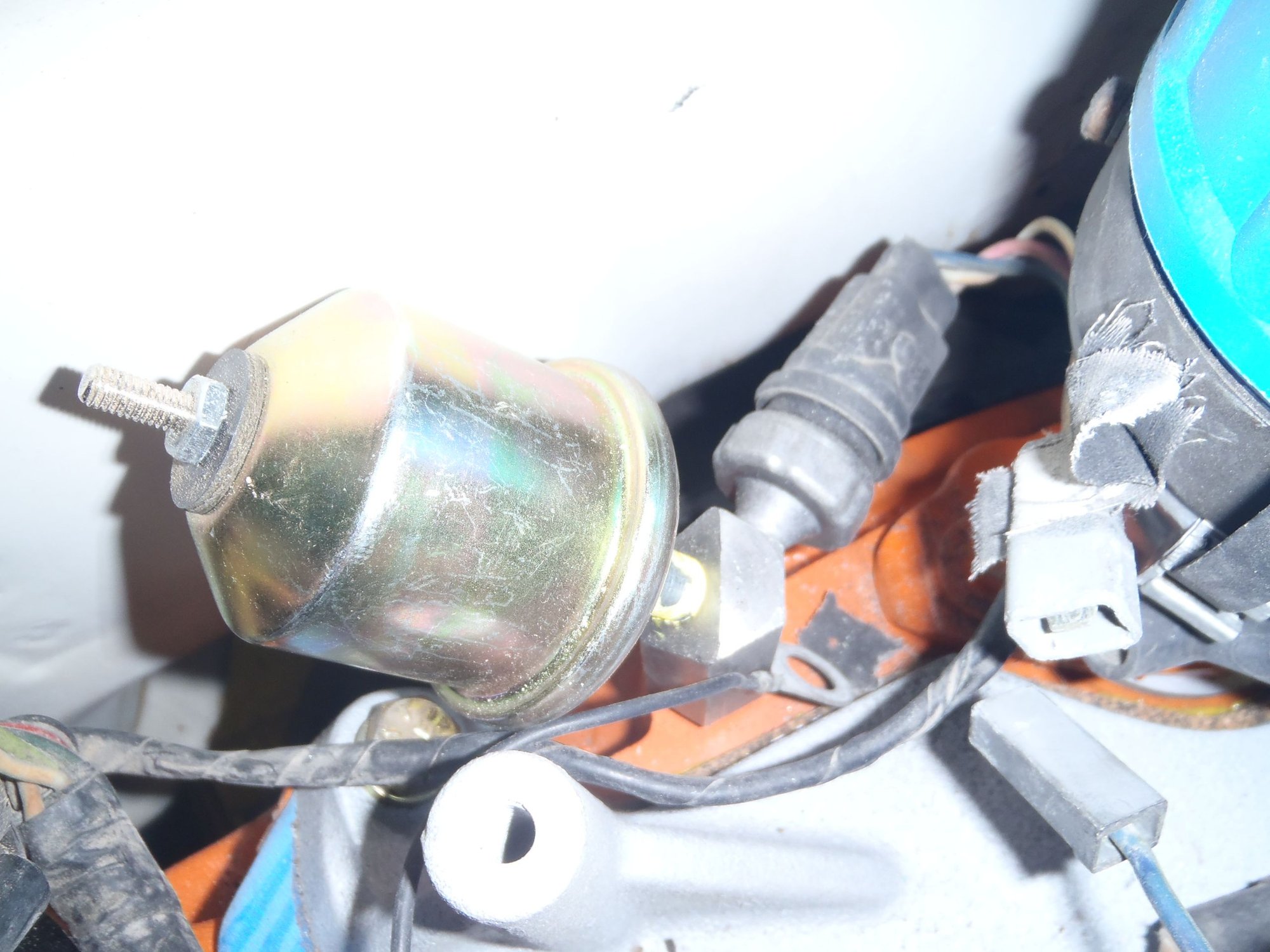 1985 Dodge d100 318 oil pressure wire question Mopar Forums